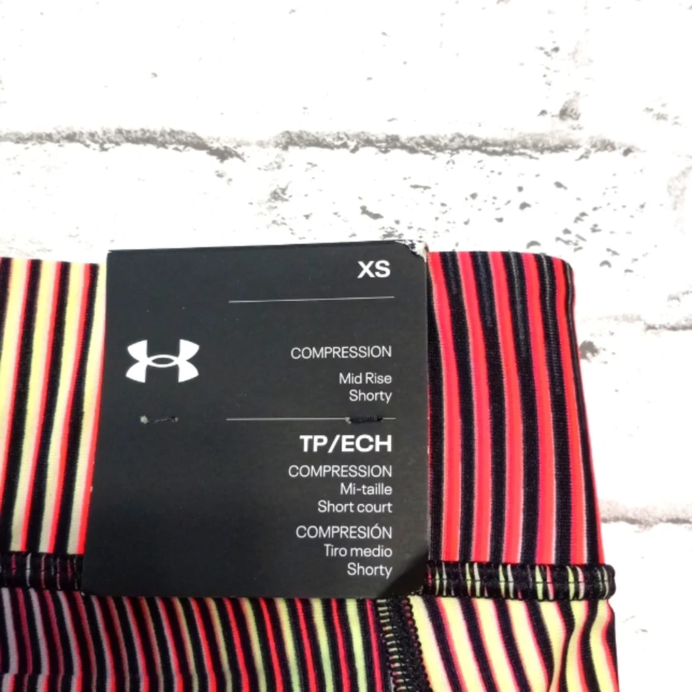 UNDER ARMOUR Compression Mid Rise Shorts - Picture 2 of 4